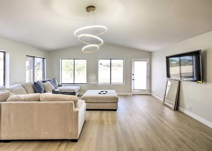 Holiday home Modern Havasu Retreat: & Mountain Views! Lake Havasu City